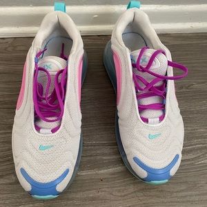 Nike air max 720’s